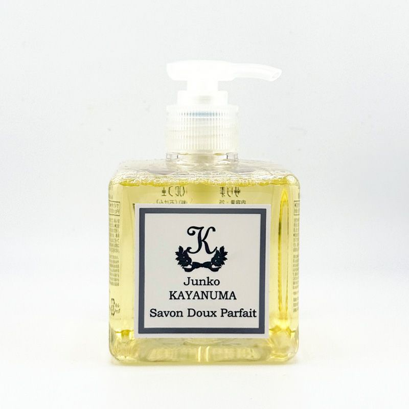 茅沼順子薬局/Junko KAYANUMA（ジュンコカヤヌマ）カドゥー サヴォンドゥパルフェ